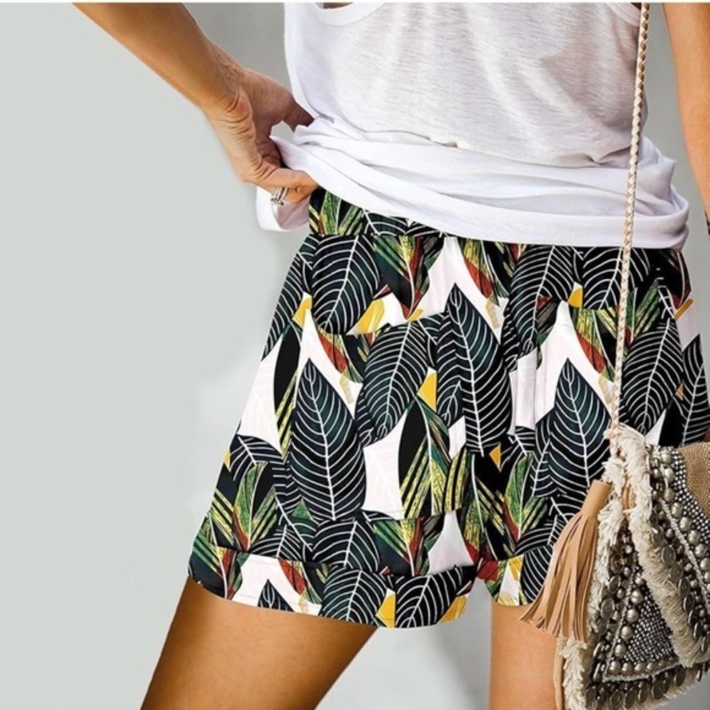 Woman’s Comfy Drawstring Casual Elastic Waist Pocketed Tropical Print Shorts 2XL